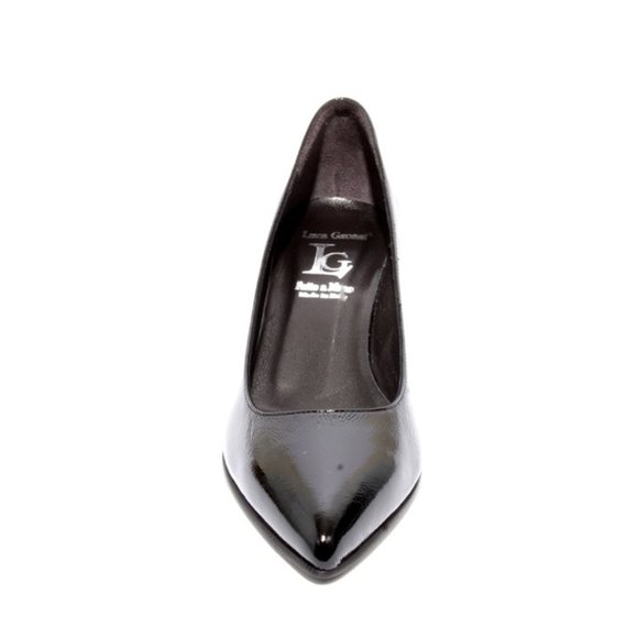 Italian Black Patent Leather Classic Pointy Heel Shoes - Picture 7 of 8